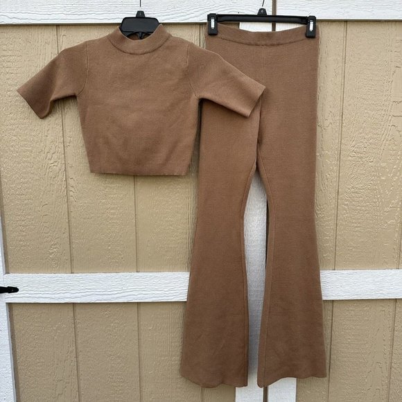 Princess Polly Pants - Women's Princess Polly Flare Stretchy Knit Pants Set Crop Top Size Small Medium